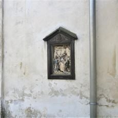 Kaplička IV. zastavení křížové cesty na kostele ve Vratislavicích nad Nisou