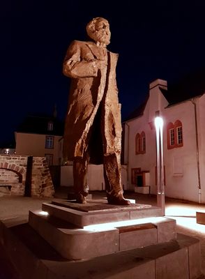 Nocą 1