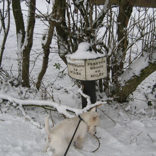 Trent And Mersey Canal Milepost North Of Limekiln Bridge Number 105 At Sj 8815 4010