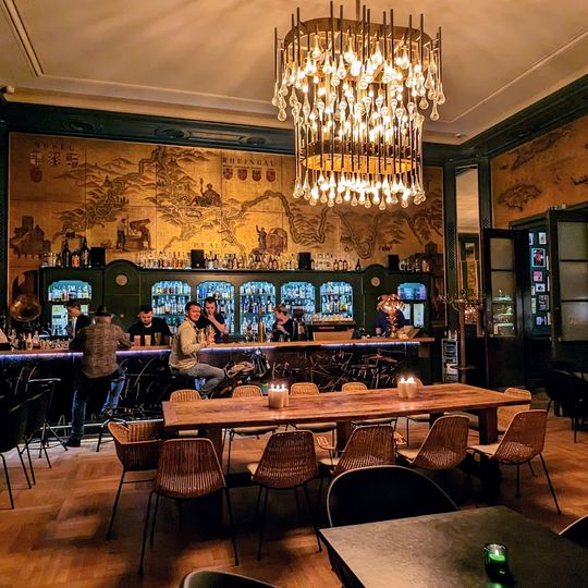 Goldene Bar im Haus der Kunst