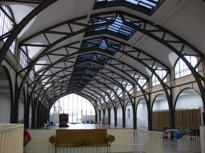 Interior 6