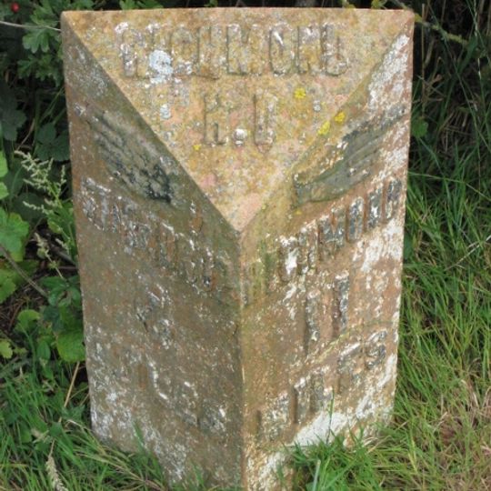 Milepost 400 Metres North Of Junction With Pudding Hill Road
