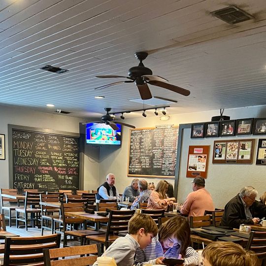 The Tin Top Restaurant & Oyster Bar