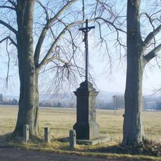 Kříž u silnice ze Šluknova do Kunratic