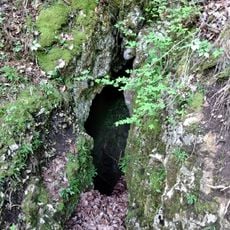 Szurdok-völgyi Sinkhole