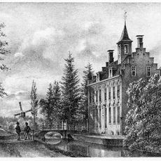 Terrein waarin de overblijfselen van het versterkte huis Rodestein