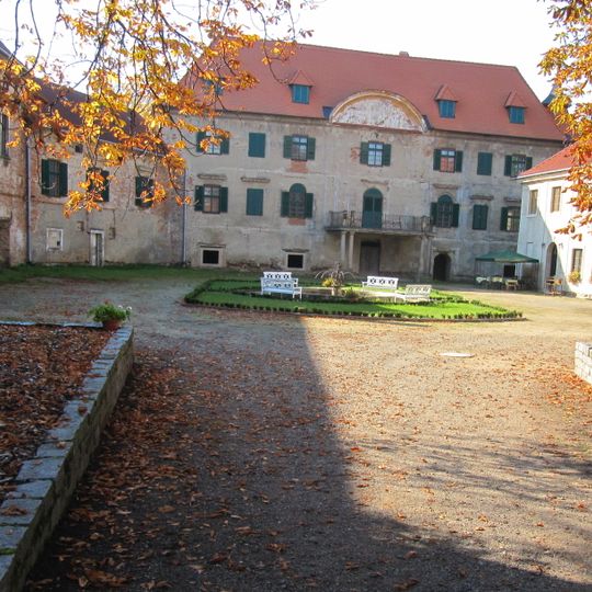 Litenčice Castle