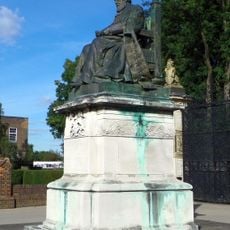 Statue of the Marquess of Salisbury