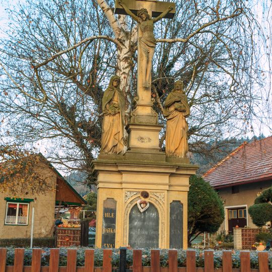 Kříž v Česticích