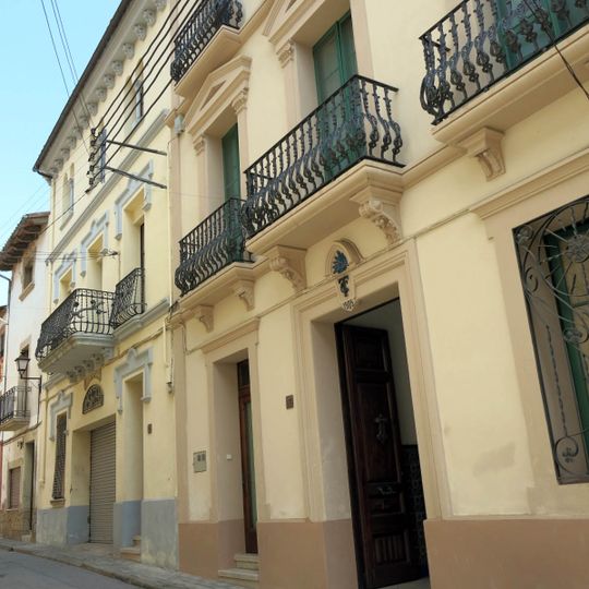 Casa unifamiliar al carrer Vic, 12