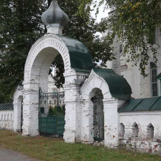 Ограда с воротами