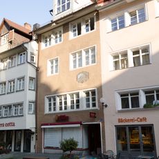 Wohn- und Geschäftshaus