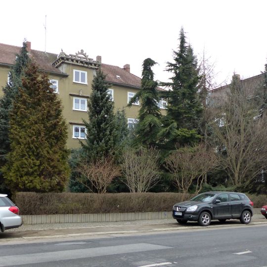 Stieberstraße 42, 44, 46