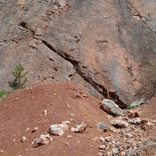 Gánti quarry No 5 Cave