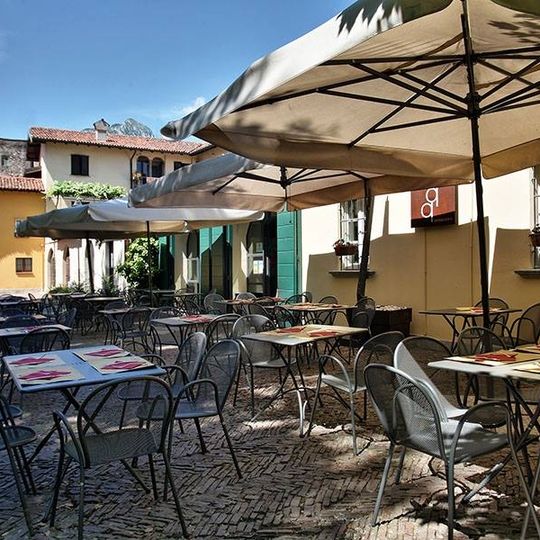 Soqquadro Restaurant, Pizzeria and Tapas Bar