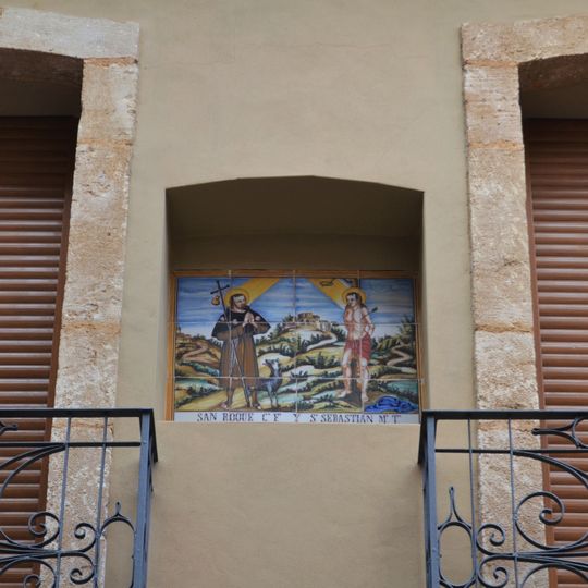 Retablo cerámico de San Roque y San Sebastián