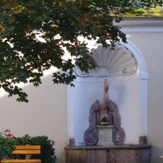 Delphinbrunnen