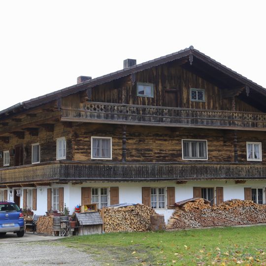 Eichenhausener Straße 1