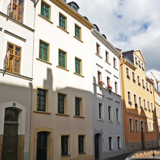 Wohnhaus in geschlossener Bebauung Lunitz 20