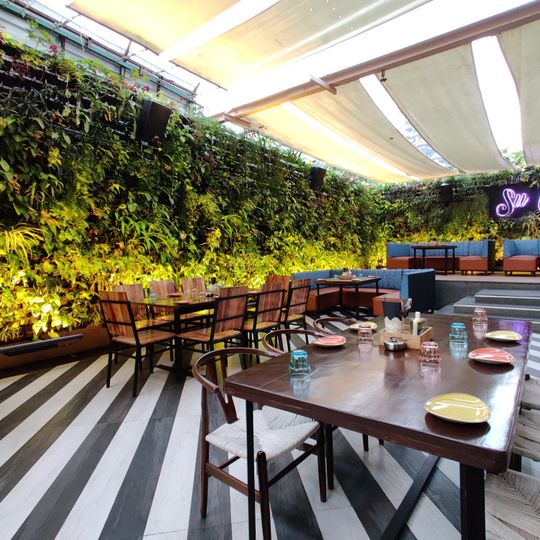 Su Casa Restaurant