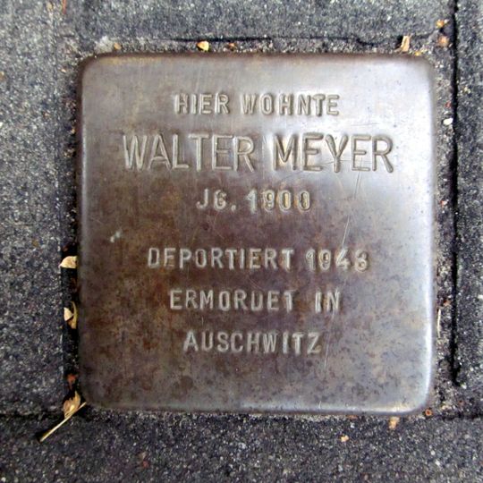 Stolperstein en memoria de Walter Meyer