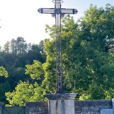 Cemetery cross of Poncin