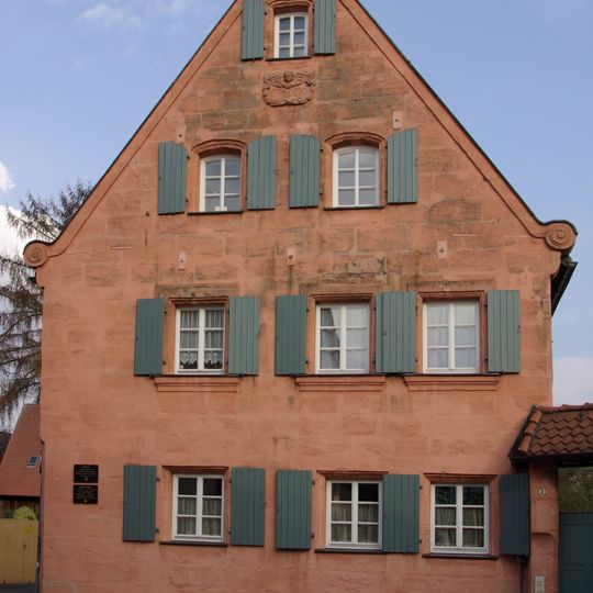 Friedhofstraße 2