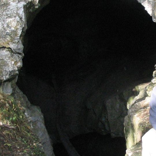 Pisznice Cave