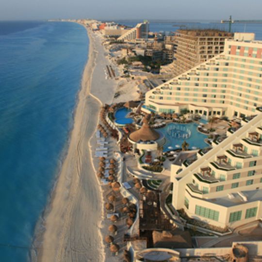 Melody Maker Cancun