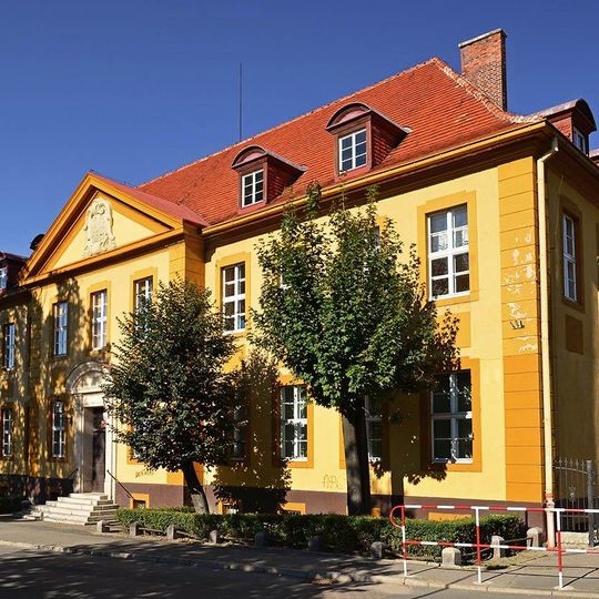 Historic buildings of primary school no. 1 in Kowary