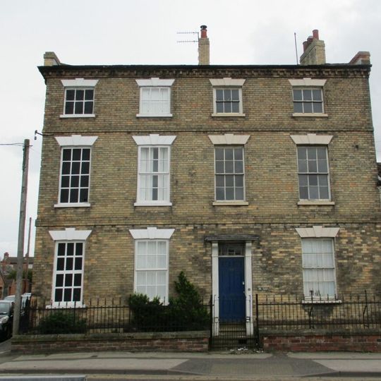 39, Victoria Street
