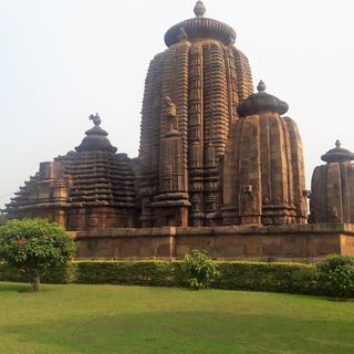 Brahmeswar temple with its minar shrines in the compound