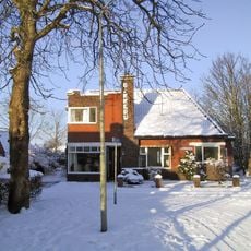 M.H. Trompstraat 13, Roodeschool