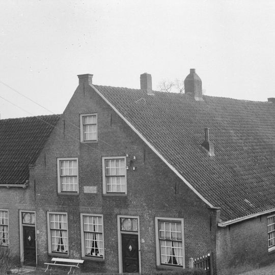 Lekdijk 122, Langerak