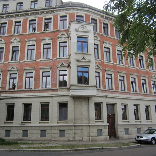 Mietshaus Rosa-Luxemburg-Straße 64