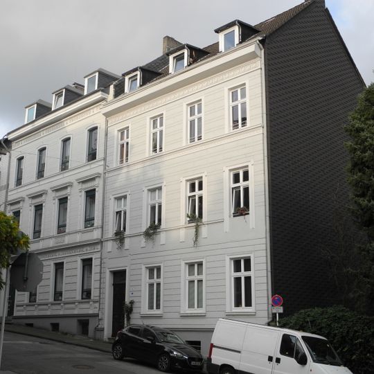 Von-der-Tann-Straße 4