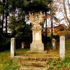 Sousoší Korunování Panny Marie v Horní Brusnici