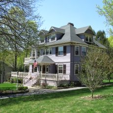 House at 9 White Avenue