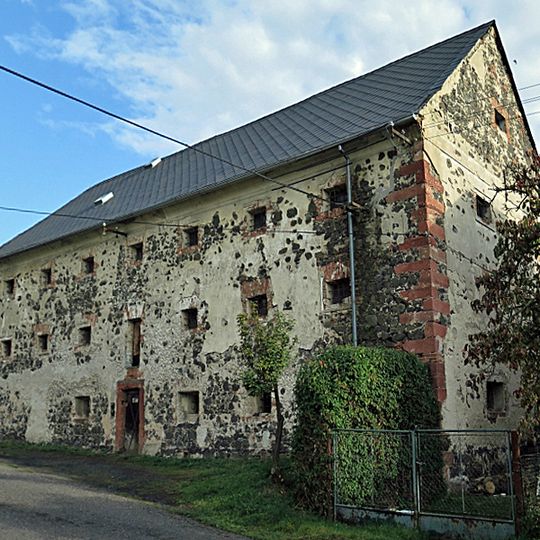 Granary in Valeč