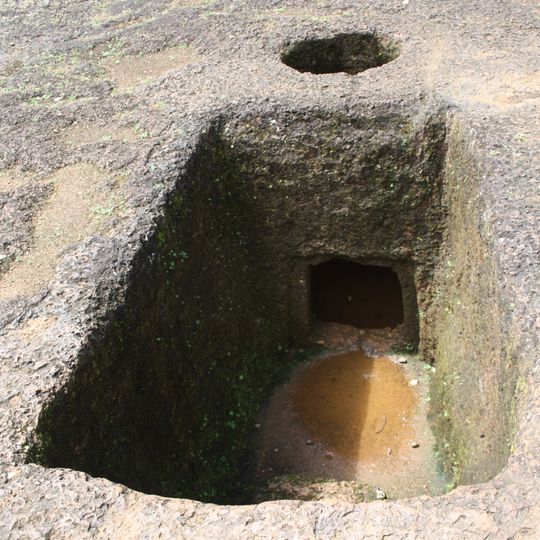 Kandanassery burial cave