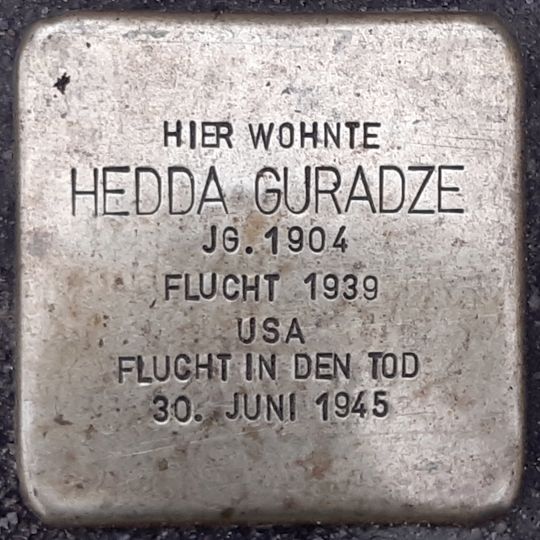 Stolperstein en memoria de Hedda Guradze
