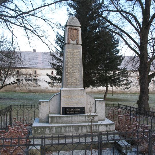 Pomník padlým ve Vodochodech