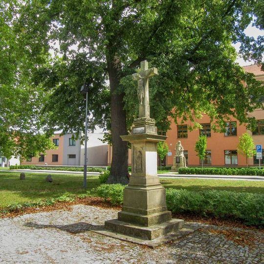 Kříž v Olšanech z r. 1879