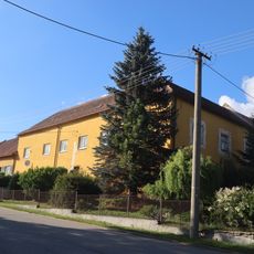 Horní tvrz v Jinošově