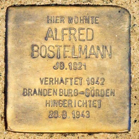 Stolperstein en memoria de Alfred Bostelmann
