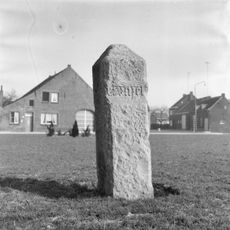 Hard stone boundary marker at Bovenste Eind 46