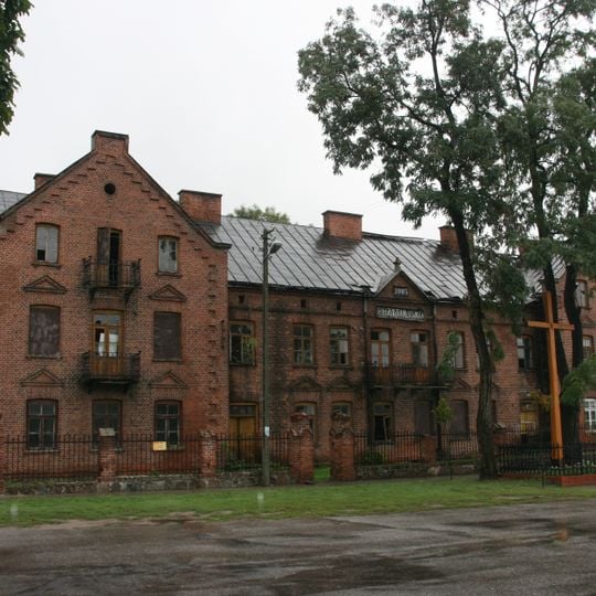 Przytulisko house in Złaków Kościelny