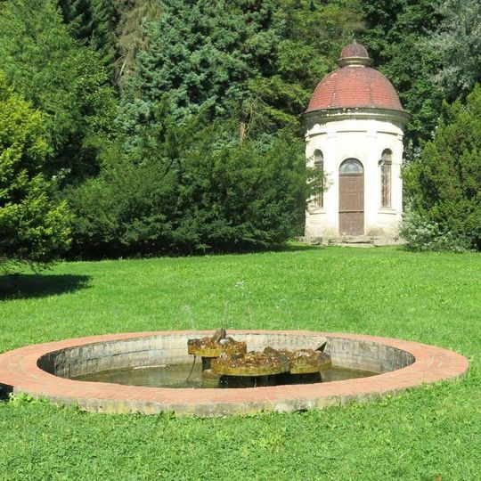 Kašna u pramene Bílinské kyselky