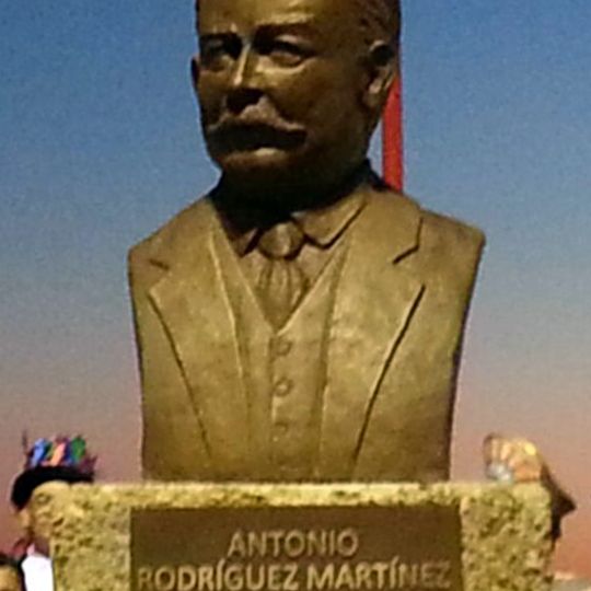 Statue of Antonio Rodríguez Martínez