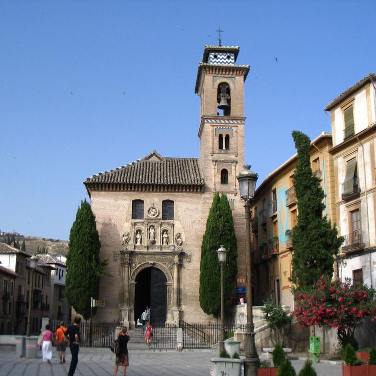 Église San Gil y Santa Ana